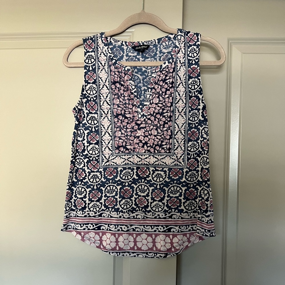 Lucky Brand top